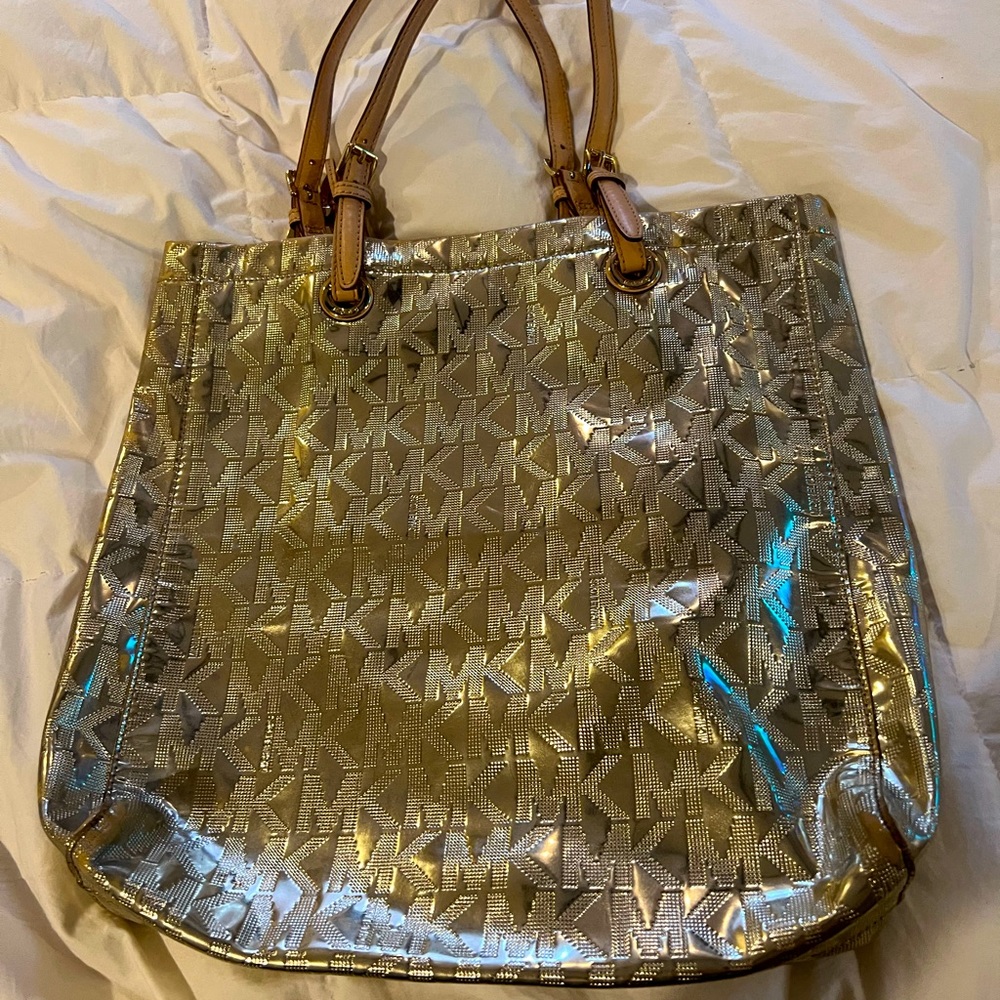 Michael kors Metallic gold, shoulder bag leather straps
